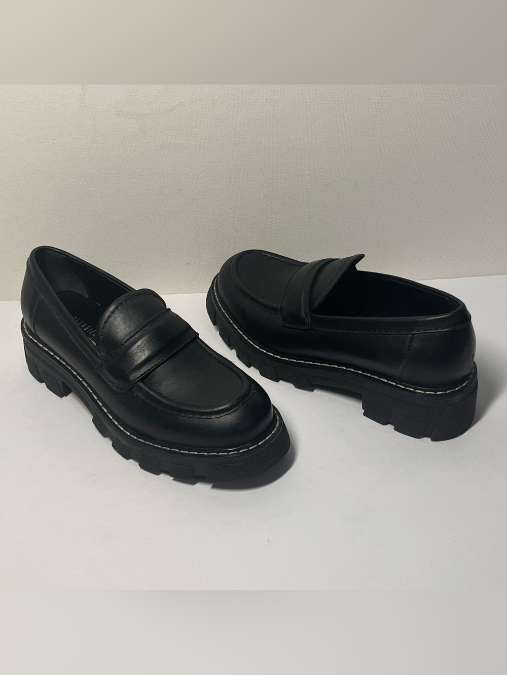 La Canadienne Douglas  Leather Chunky Penny Loafers - Picture 3 of 7